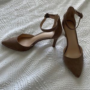 Kelly and Katie Tan Suede Heel Size 8.5